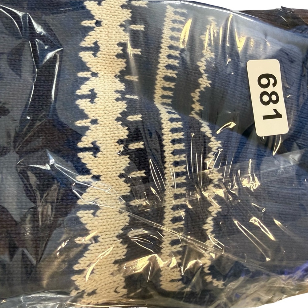 IZOD Fair Isle‎ Quarter Zip Sweater Navy Men’s Large Cotton Blend *small hole* - Picture 10 of 10